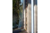 Einbruchversuch an Fenster