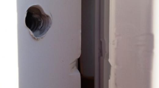 versuch-griff-mit-fensterbohrer-zu-ueberdrehen
